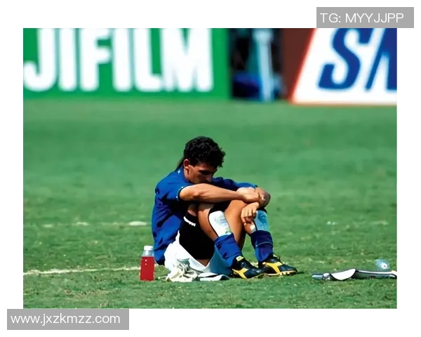 足球巨星转身瞬间惊艳全场 这一动作成为赛场经典回忆