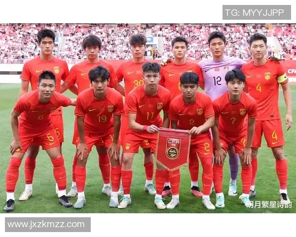 十多年足球征战历程 这位球星的成长与荣耀之路 十多年足球征战历程 这位球星的成长与荣耀之路