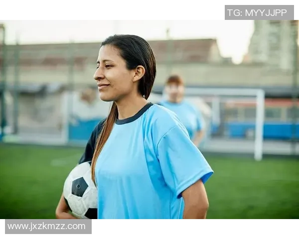 回族女足球星身份曝光她在国际赛场的精彩表现令人瞩目 回族女足球星身份曝光她在国际赛场的精彩表现令人瞩目