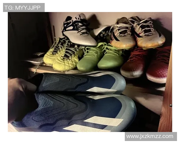 全球顶级球星足球鞋尺码揭秘带你了解他们的脚型与选择